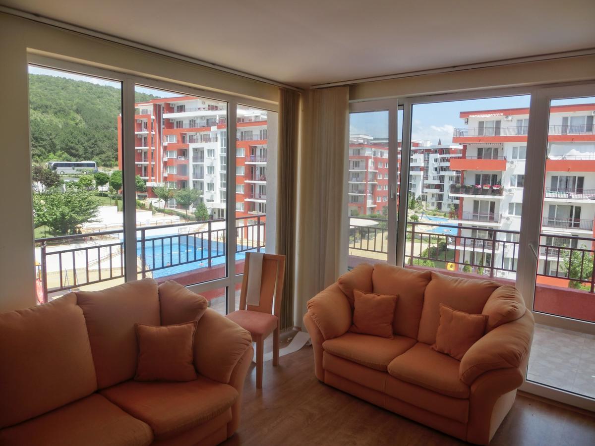 Sea View Panorama Apartment On Complex With Pools And Beach, Свети-Влас Экстерьер фото