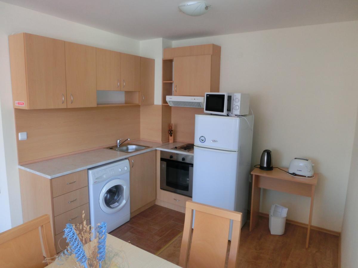 Sea View Panorama Apartment On Complex With Pools And Beach, Свети-Влас Экстерьер фото