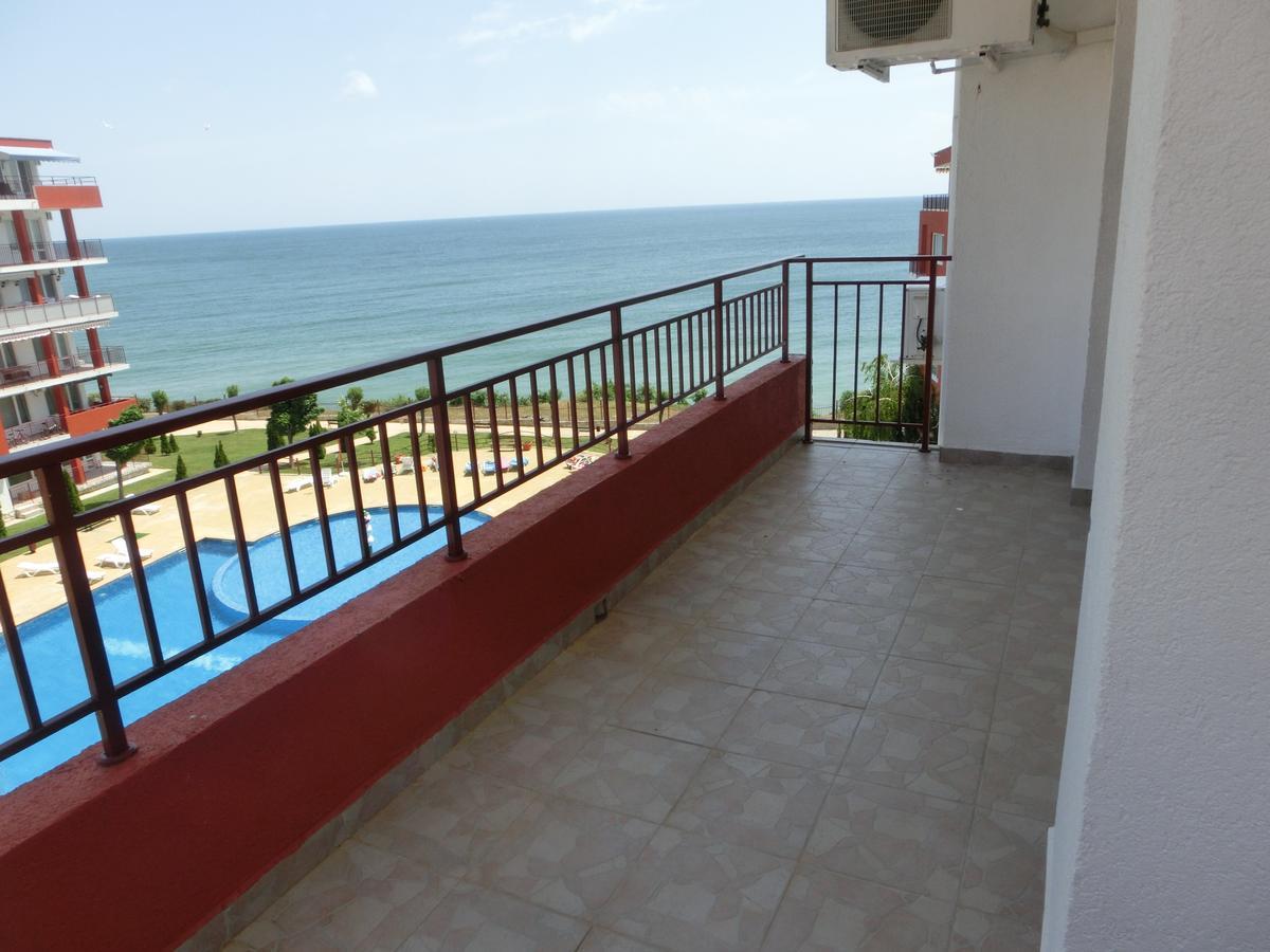 Sea View Panorama Apartment On Complex With Pools And Beach, Свети-Влас Экстерьер фото