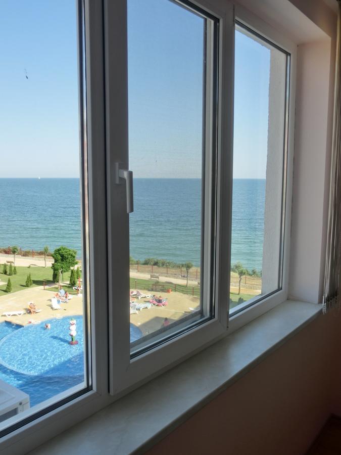 Sea View Panorama Apartment On Complex With Pools And Beach, Свети-Влас Экстерьер фото
